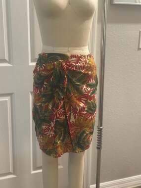 Vintage 80s Ann Taylor Tropical Palm Leaf Print Rayon Wrap Skirt
